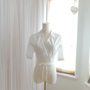 Abercrombie & Fitch Classic White Wrap Crop Top with Tie Waist